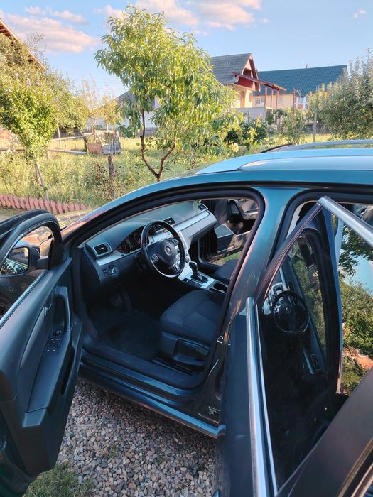 Vind Volkswagen Păsat