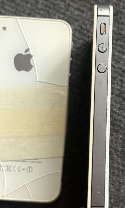 Iphone 4s 16GB 2броя