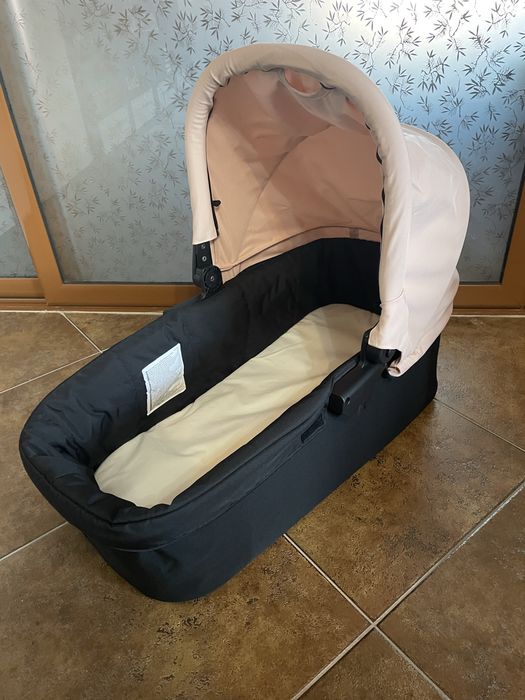 Carucior 3 in 1 Hauck Rapid 4R Plus