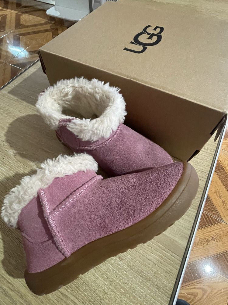 Ugg copii marimea 26