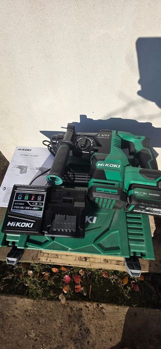 Rotopercutor hikoki dh 1826da an 2024.la set . Cutie,baterie,incarcato
