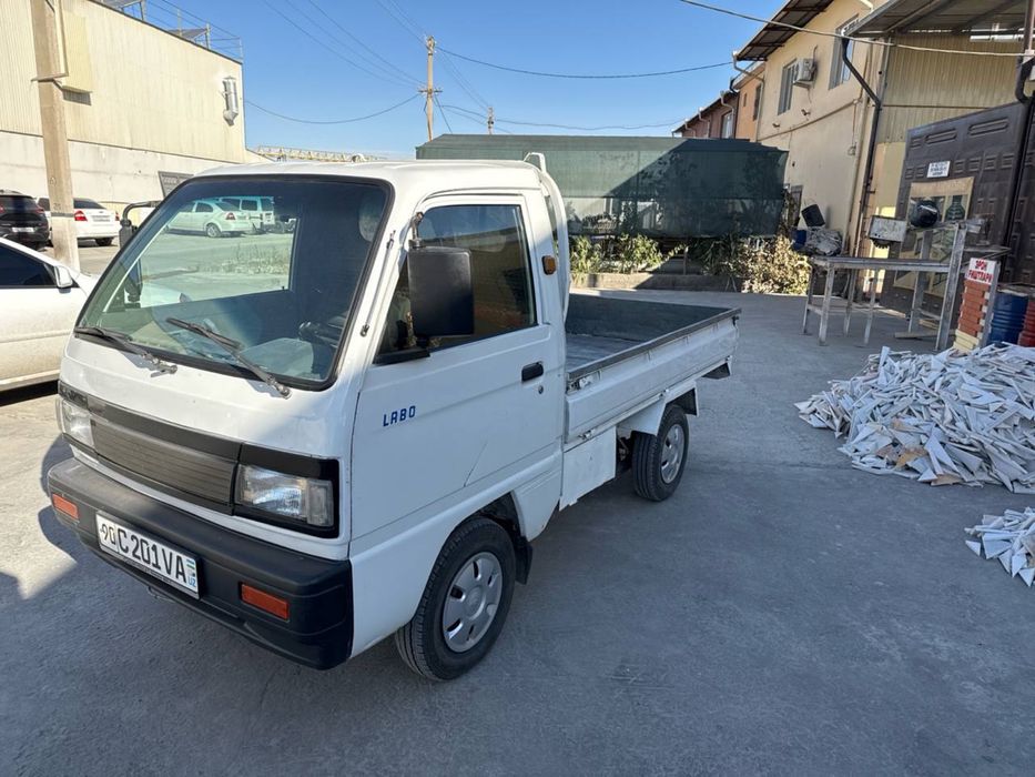 Labo 1998 yil damazdan yasalgan