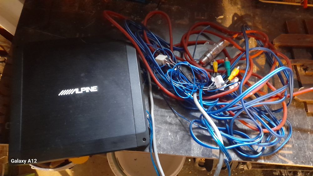 Subwoofer auto Alpain