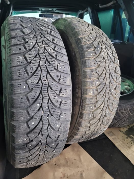 Продам зимнии шины