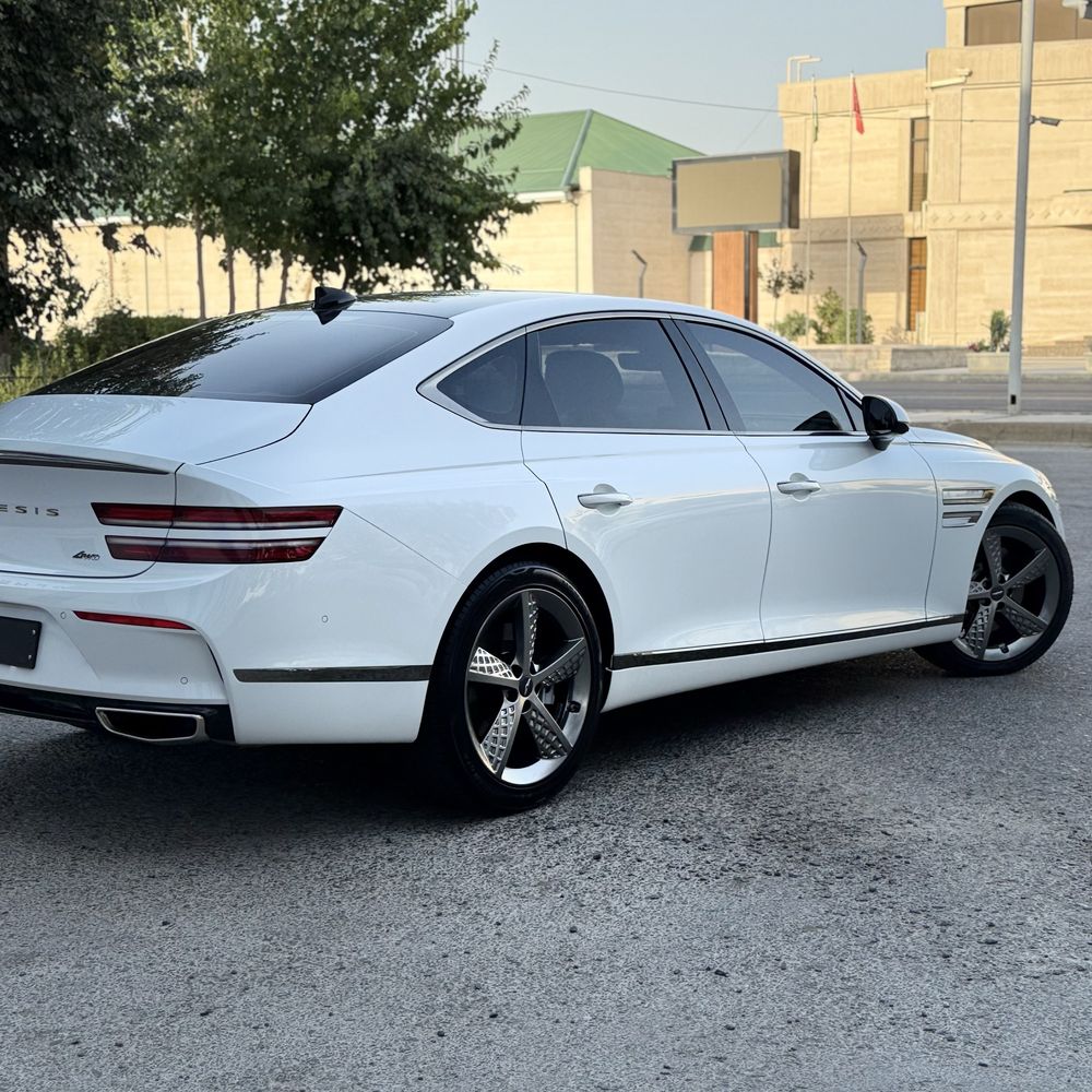 Genesis G80 Сотилади