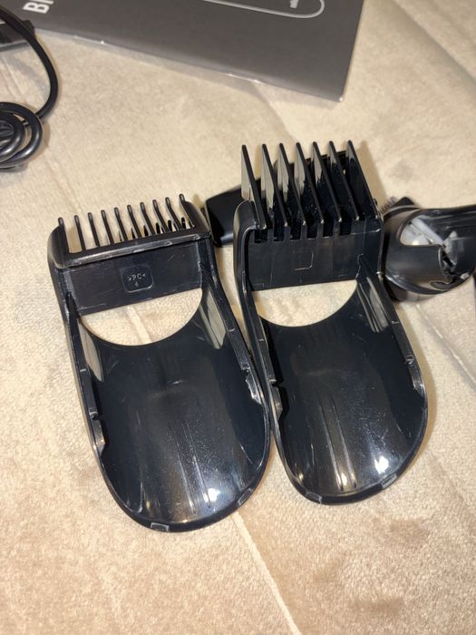 Aparat/Mașină de tuns barba și părul - Braun