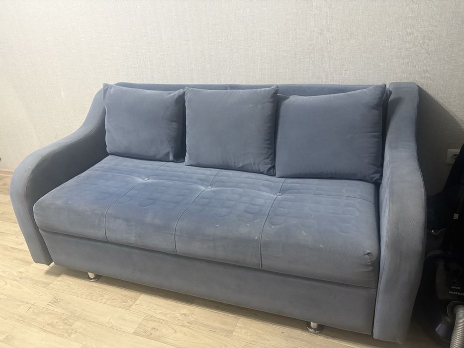 Диван угловой размер 1,97*1,40 и софа размер с подлокотниками 1,75