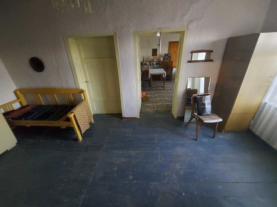 Едноетажна къща, с. Момино