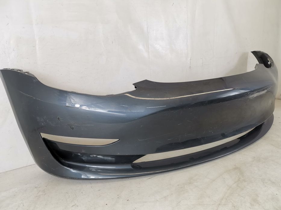 Предна Броня Тесла / Tesla Model 3 1 [ , , , ] С Оригинални Сензори В
