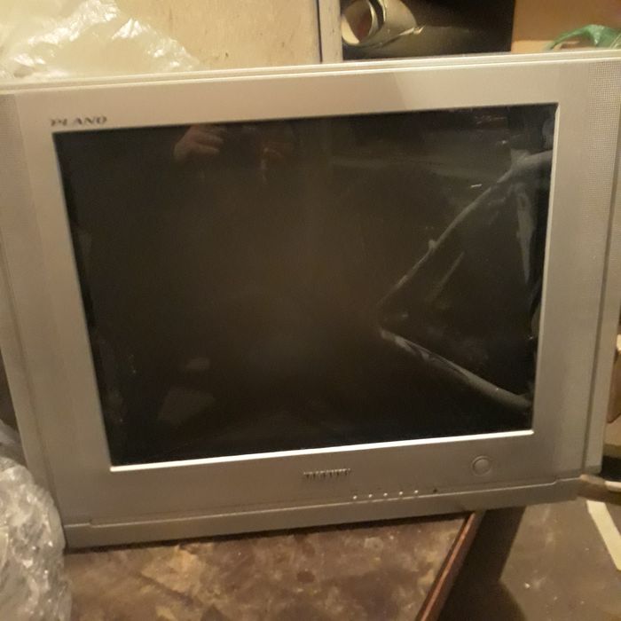 продавам телевизор Самсунг