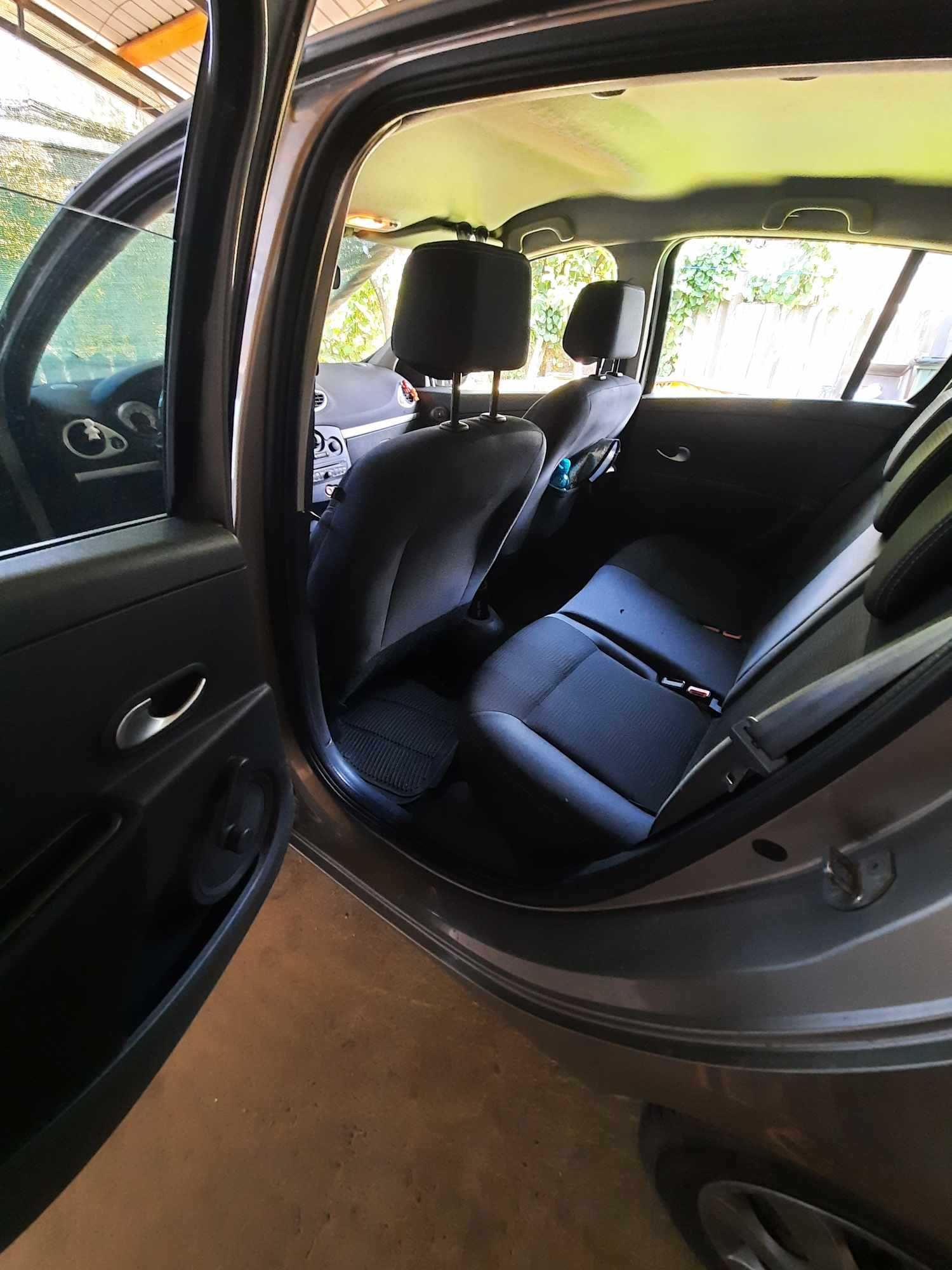 Renault Clio 3  ...
