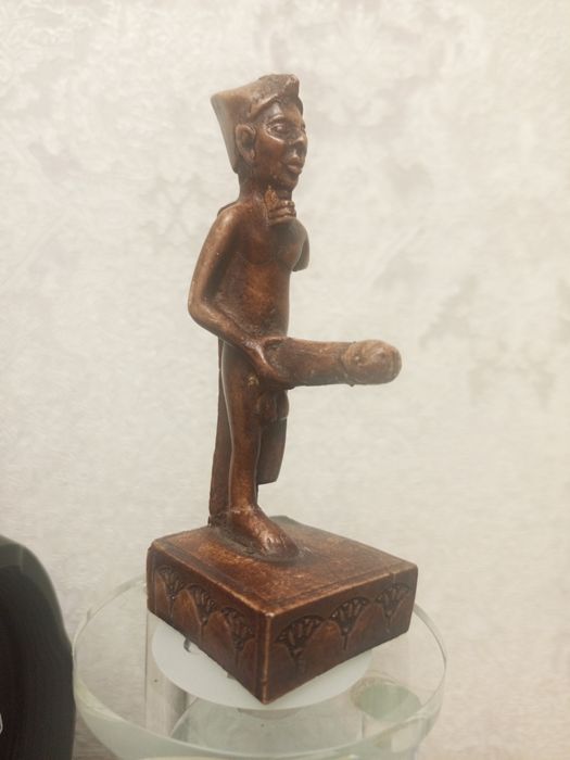 Продам статуэтку для взрослых