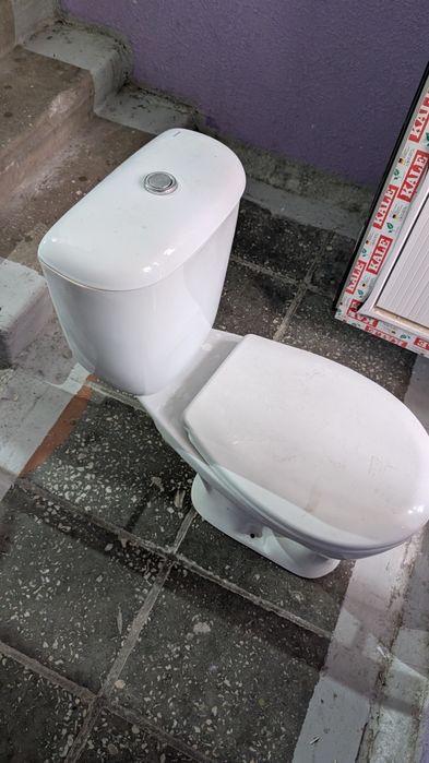 Унитаз хорошом состояние рабочий