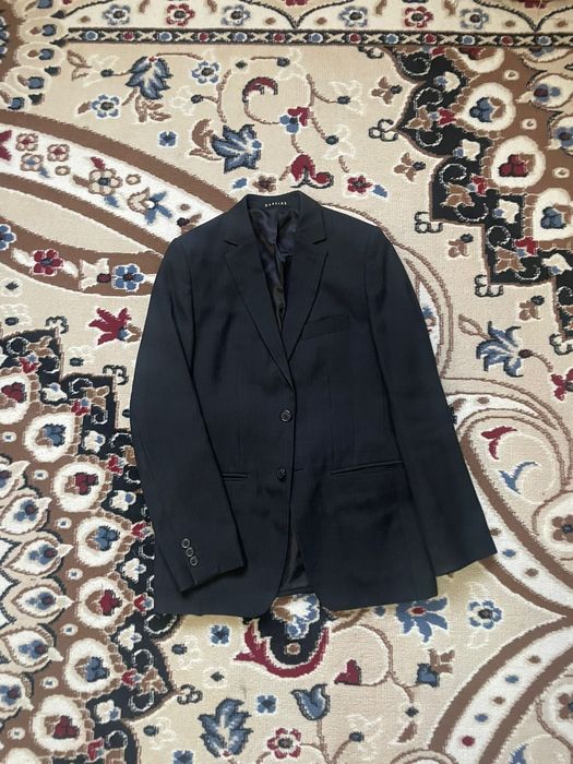 Костюм тройка 42размер