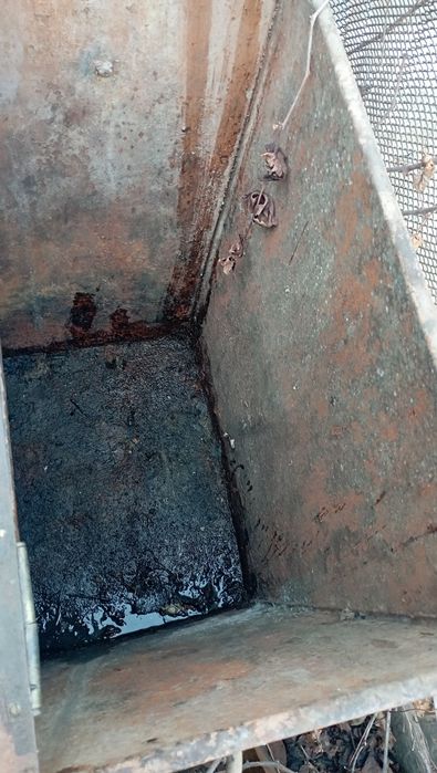 Ящик железный с крышкой