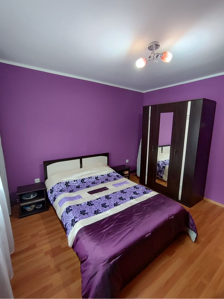 Vand apartament cu 2 camere