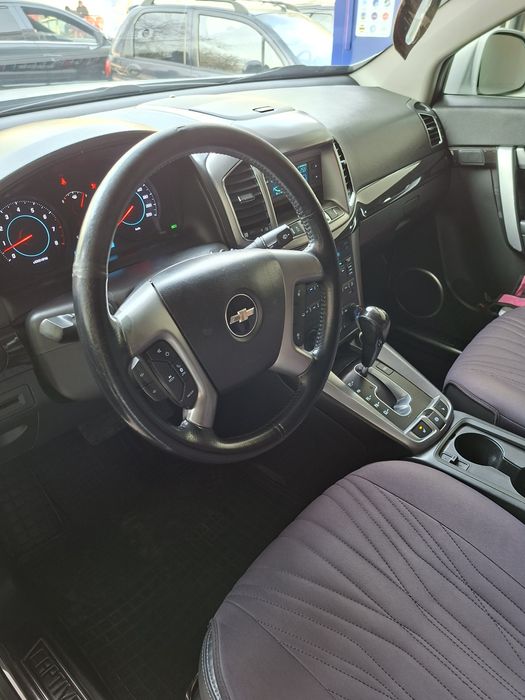 Срочно продам каптиву 3