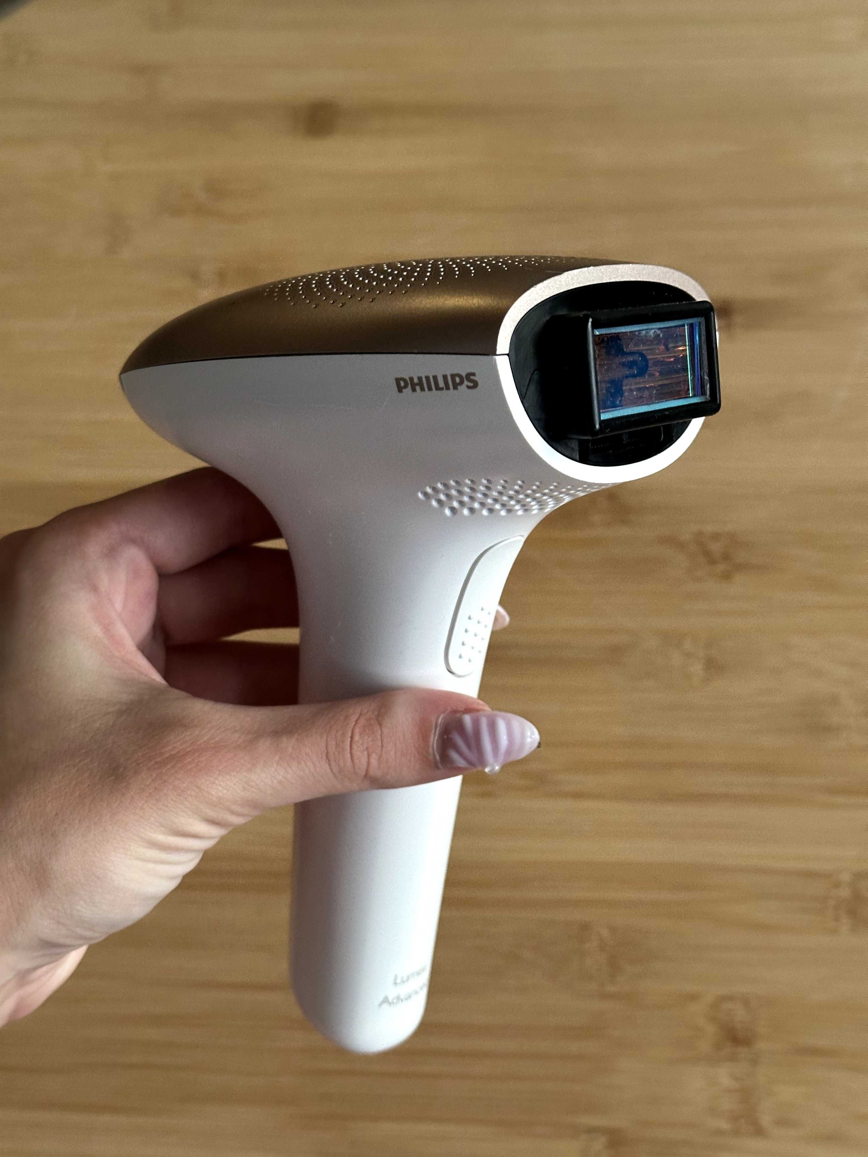 Фотоепилатор PHILIPS LUMEA SC1997/00
