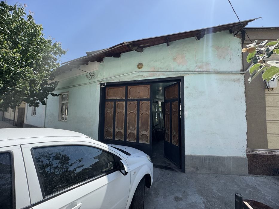 Дарвоза сотилади яхши холатда