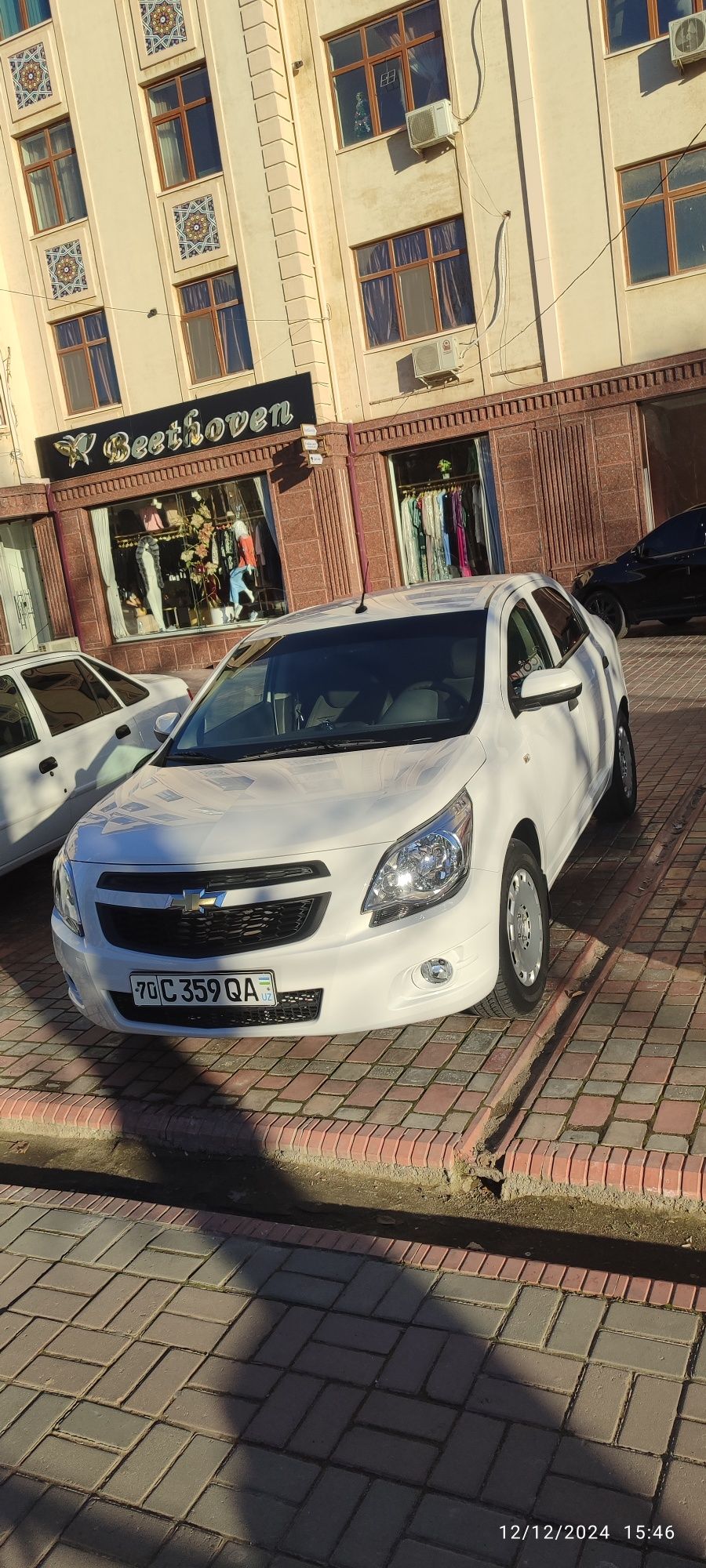 срочна сотилади..