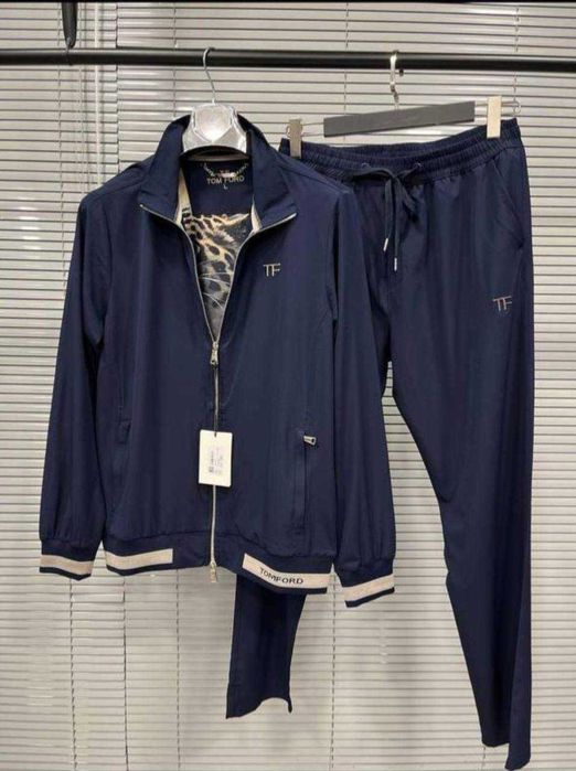 Продам холодок Tom Ford, мужские костюмы