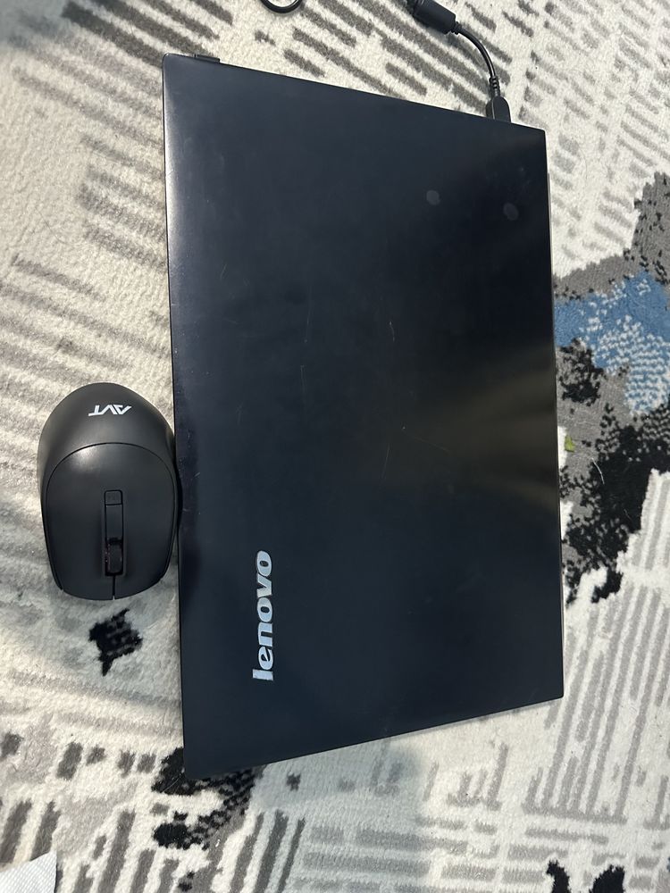Noutbuk sotiladi.  110$