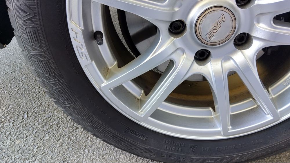 Зимни гуми с джанти HRS 215/60 R16 – комплект 4 броя