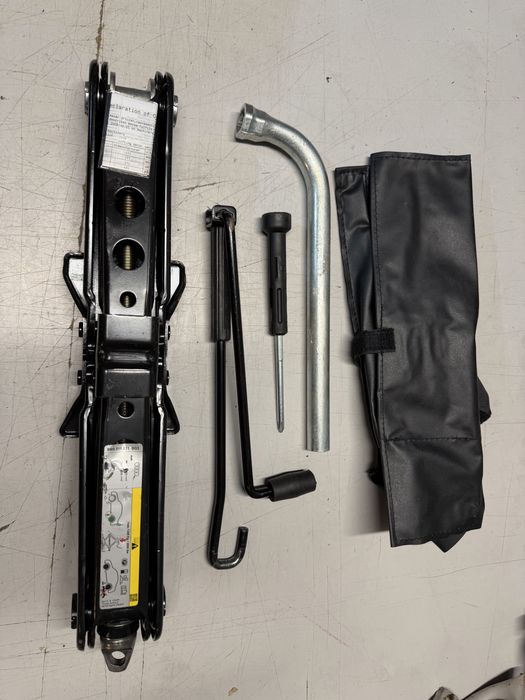 Cric original audi a4 b9 a5 f5 2016-2025