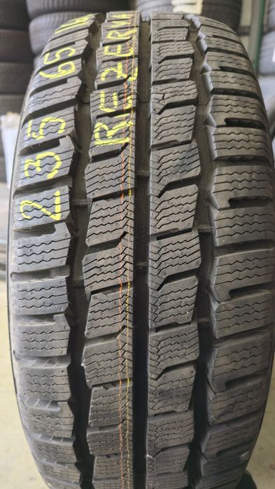 1 anvelopa iarnă Khumo 235/65/16 C