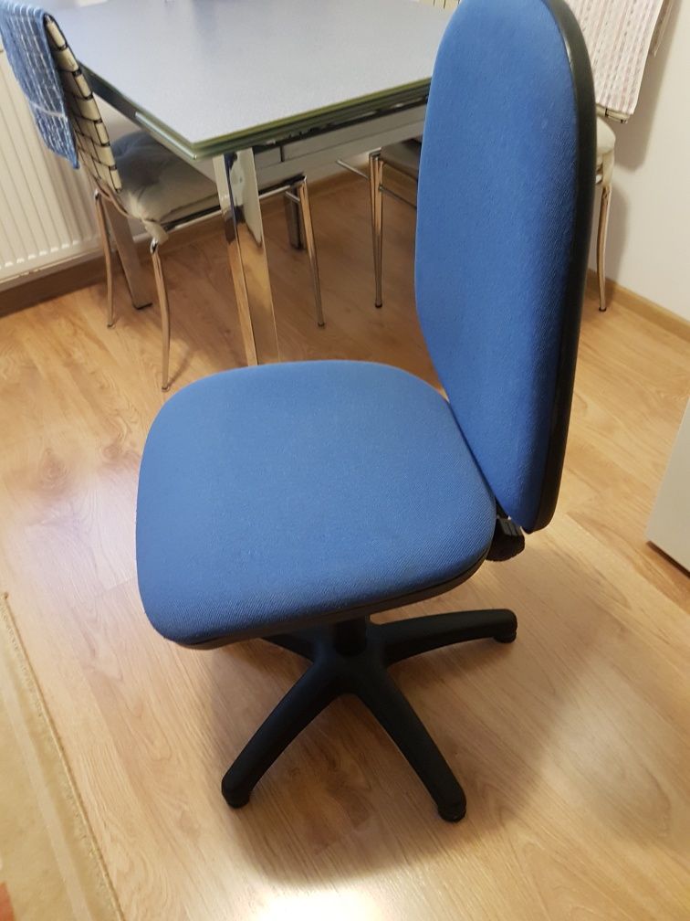 Scaun studiu ergonomic