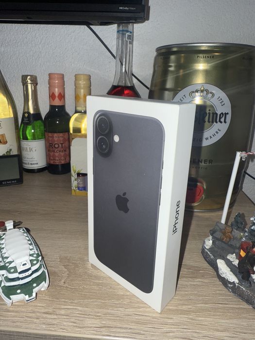 Iphone 16  PLUS.
