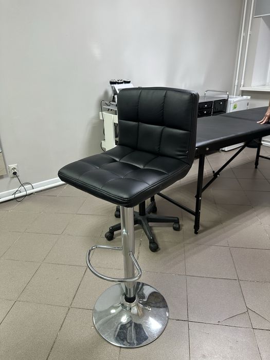 Барный стул по отличной цене