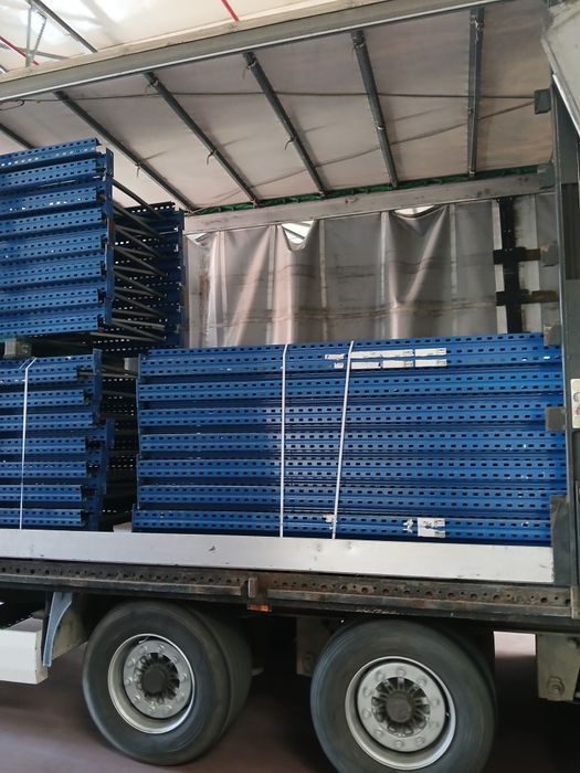 Rafturi metalice industriale