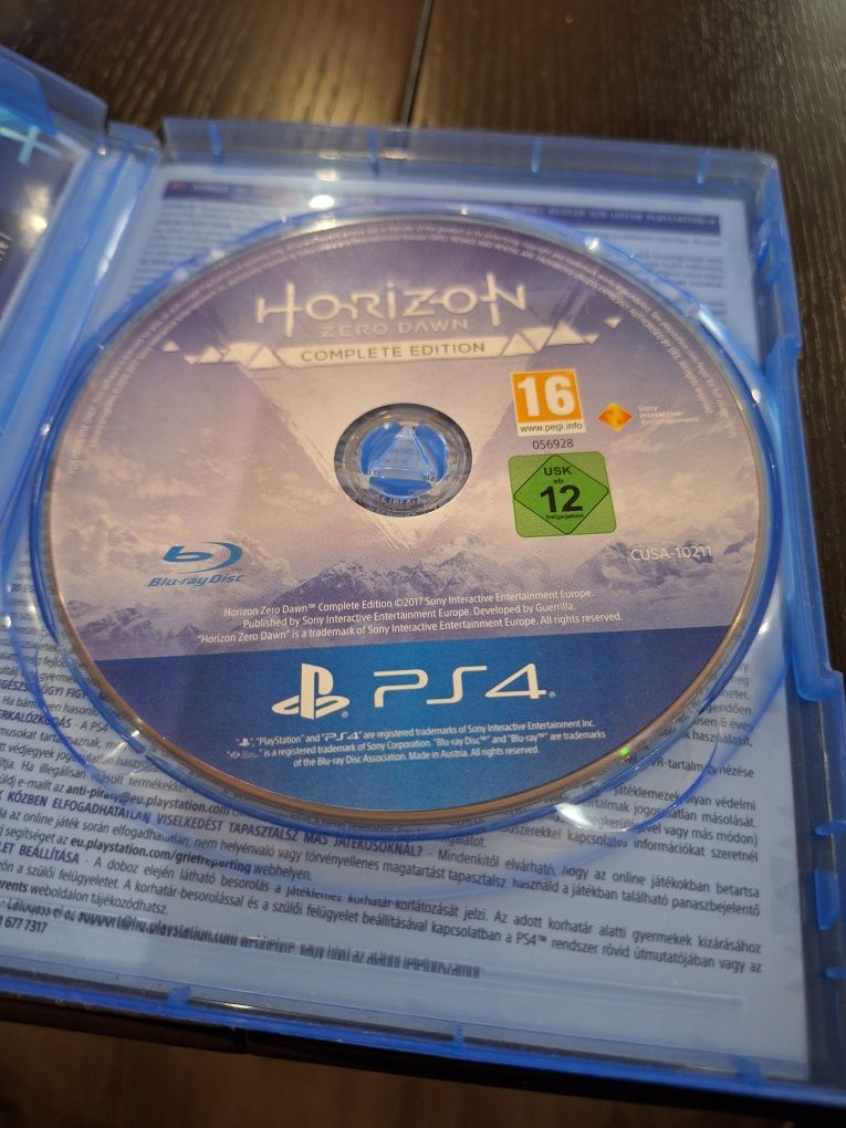 Конзола Sony Playstation 4 pro (PS4), 1000 GB, Черен