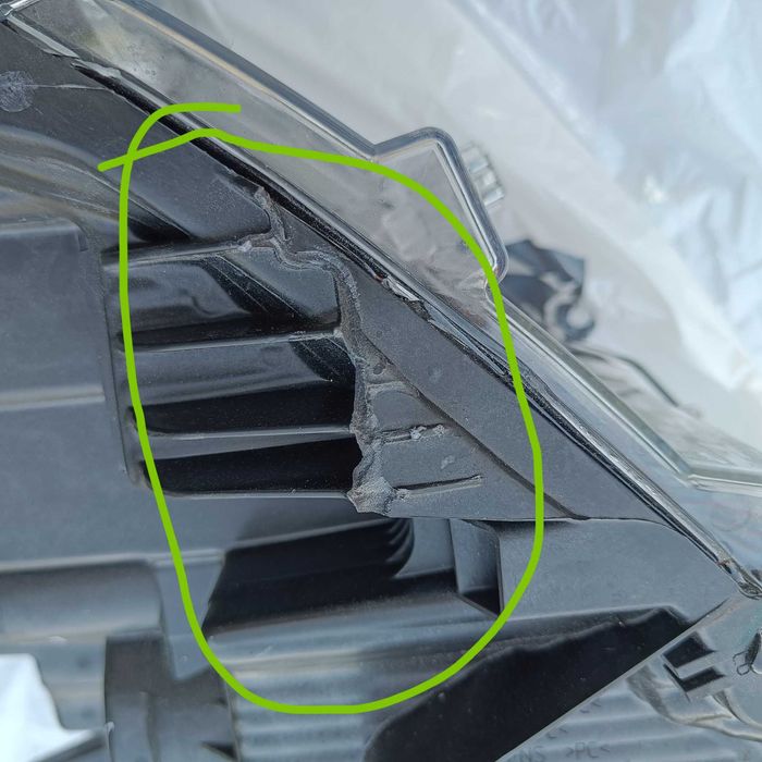 Десен фар за Ford Mustang Mach-E FULL LED LJ8B13E014BE