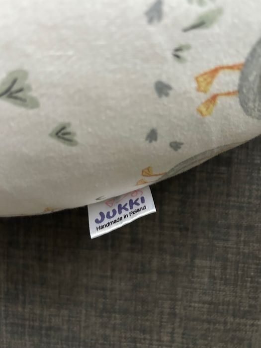 Възглавница за кърмене Jukki
