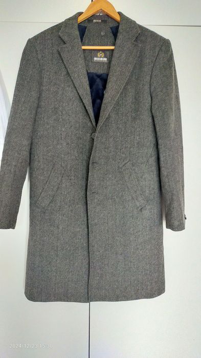 Мужской пальто..