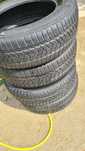 Cauciucuri iarna Pirelli 215 65 r17 / pret 200 lei toate