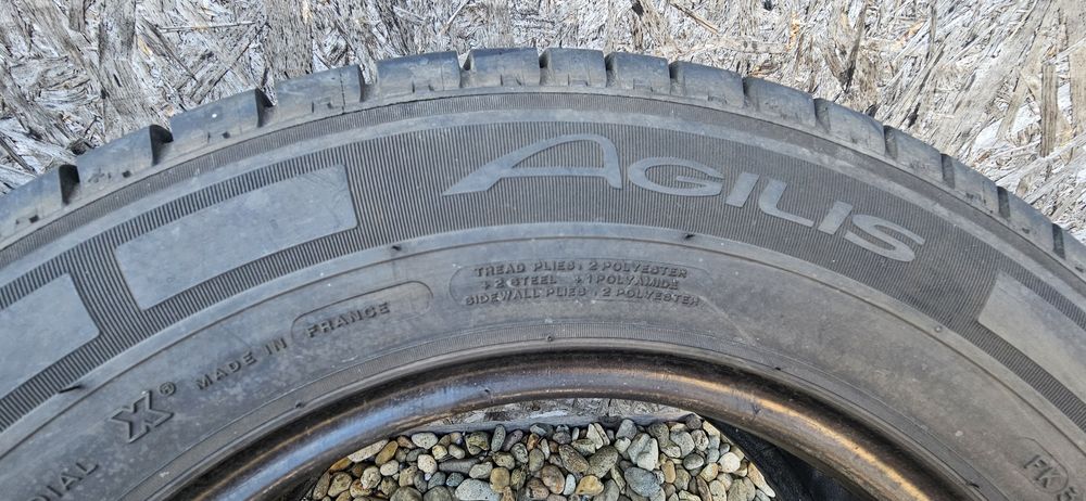 Anvelope Michelin Agilis 215/70 R15C 109/107S