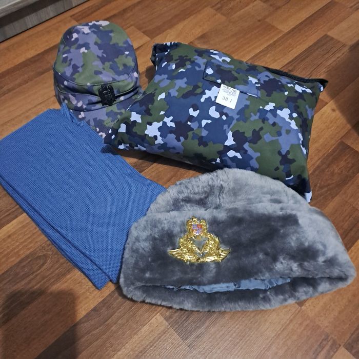 Tinuta militara dama  FA