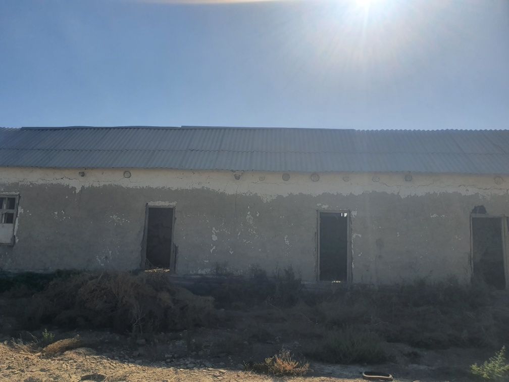 Shefir sotiladi.