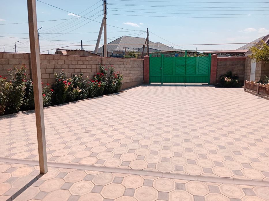 Үй сатылады