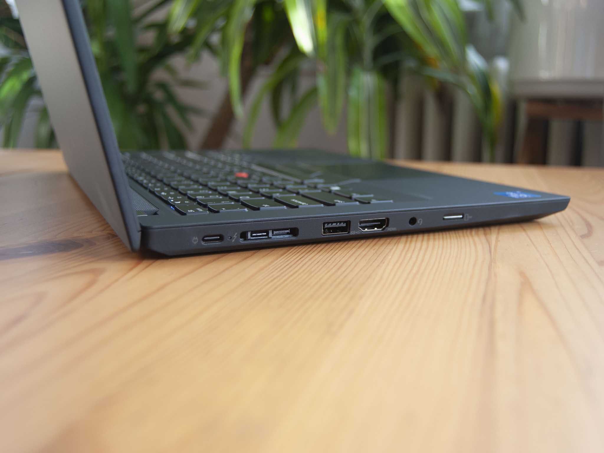 Ultrabook Lenovo ThinkPad T14-gen2 AMD Ryzen 5PRO 5650 16GB/256/14" !