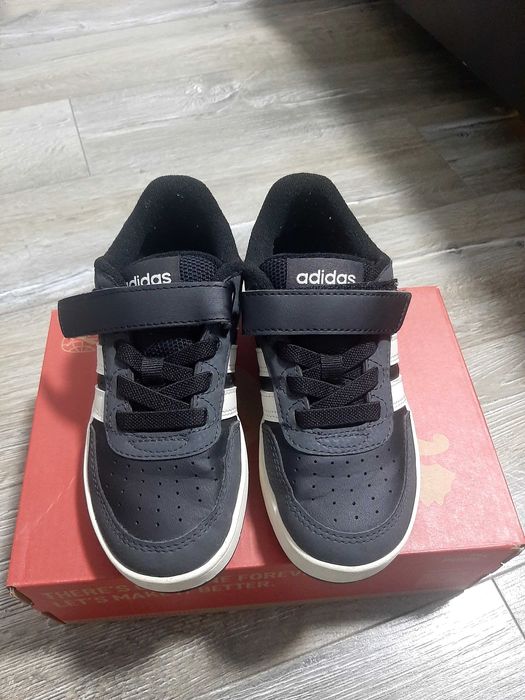 Adidași de copii baieti