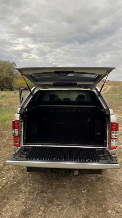 Ford ranger limited 3.2 manual