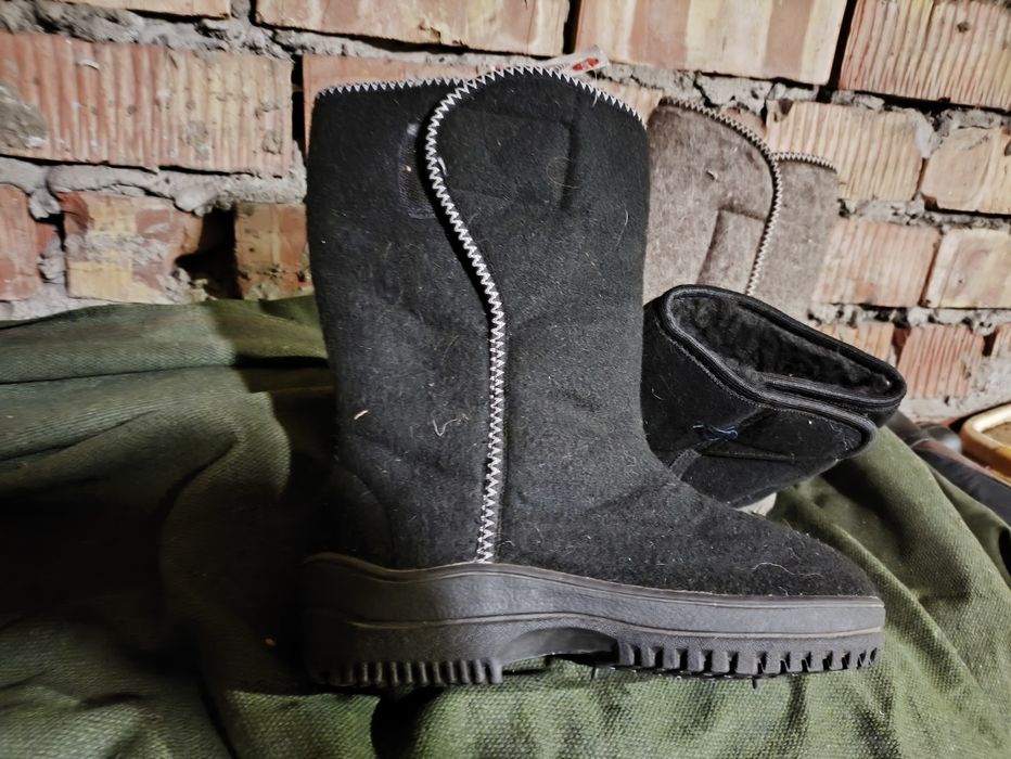 Продам бурки новые