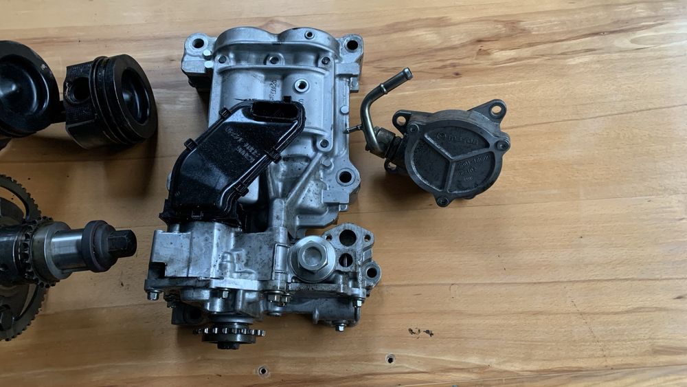 Двигател на части за Mazda 2.2 d SH01