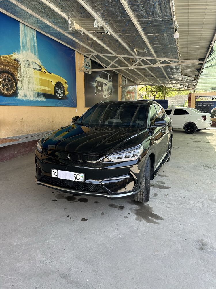BYD сонг пулис 23400 $ пробег 51000 $