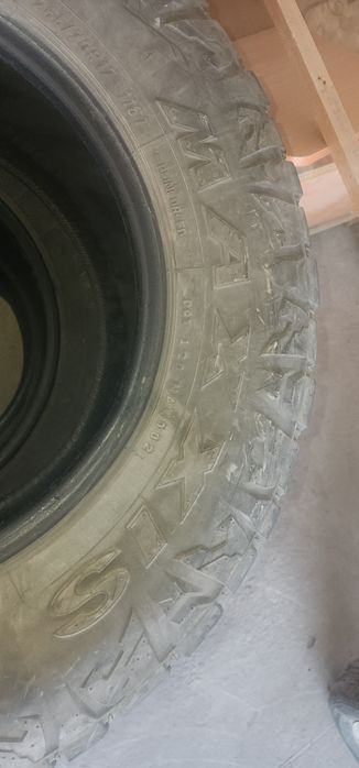 Продаётся автошина максис для тайота прадо