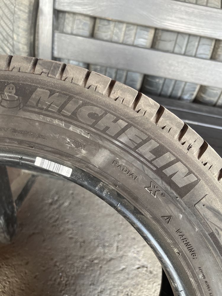 Anvelope vara 215/60R17C-Michelin